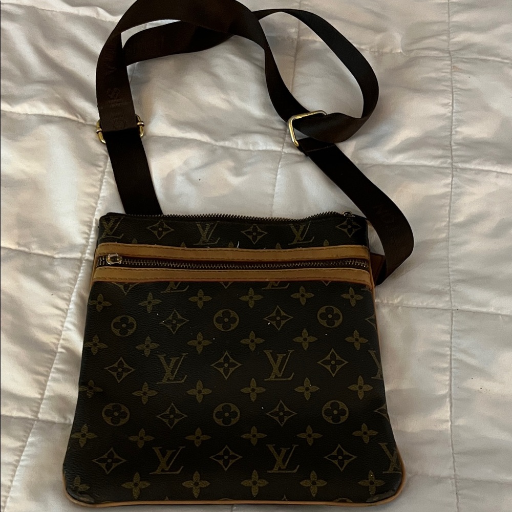 Louis Vuitton Monogram Black and Brown Messenger Bag